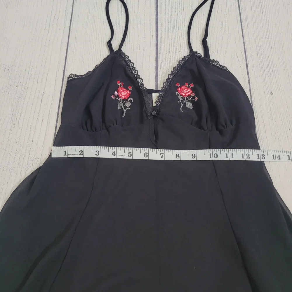 Gilligan O'Malley Small Black Rose Embroidered Sheer Mesh Babydoll Lingerie Lace